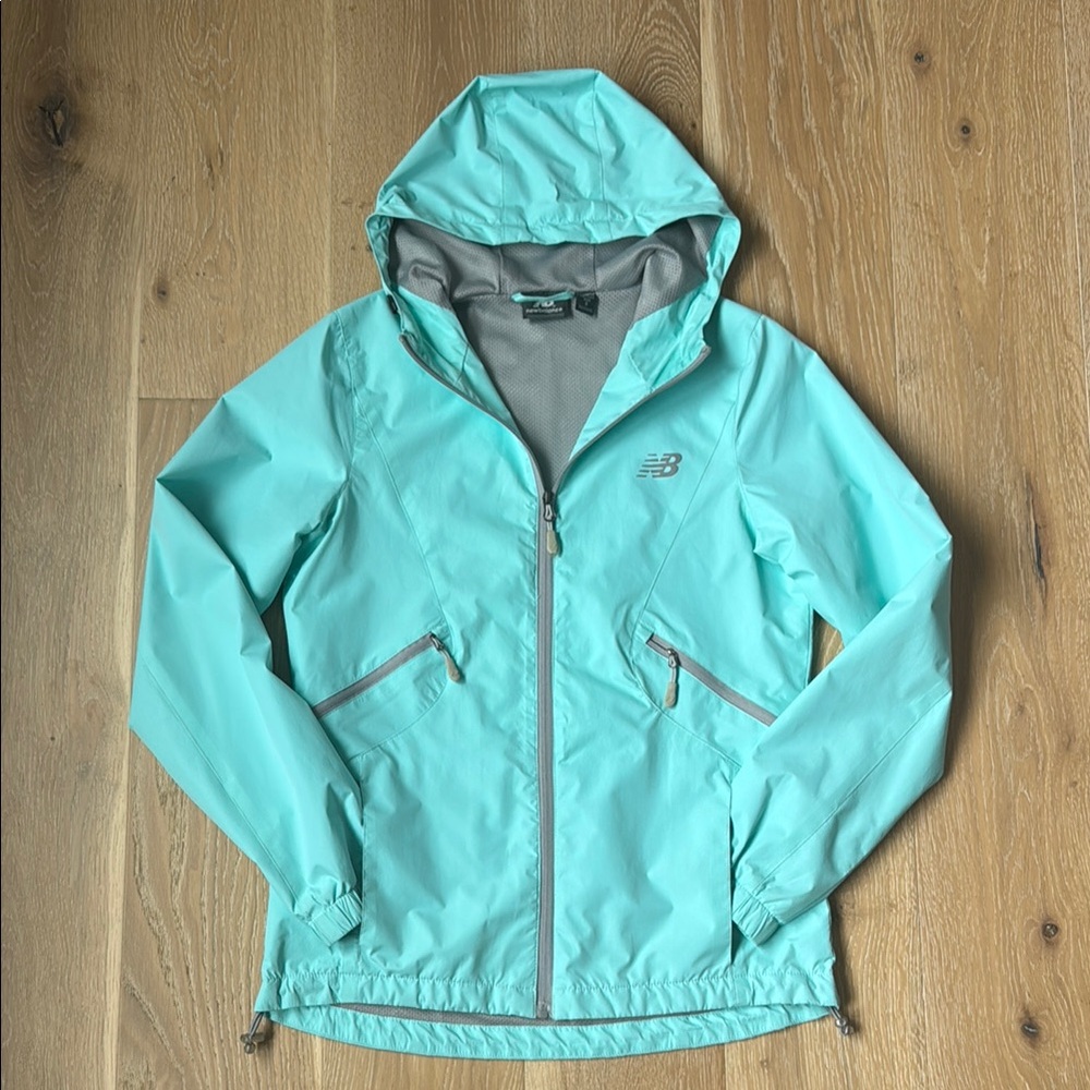 New Balance Aqua Windbreaker Jacket For Women